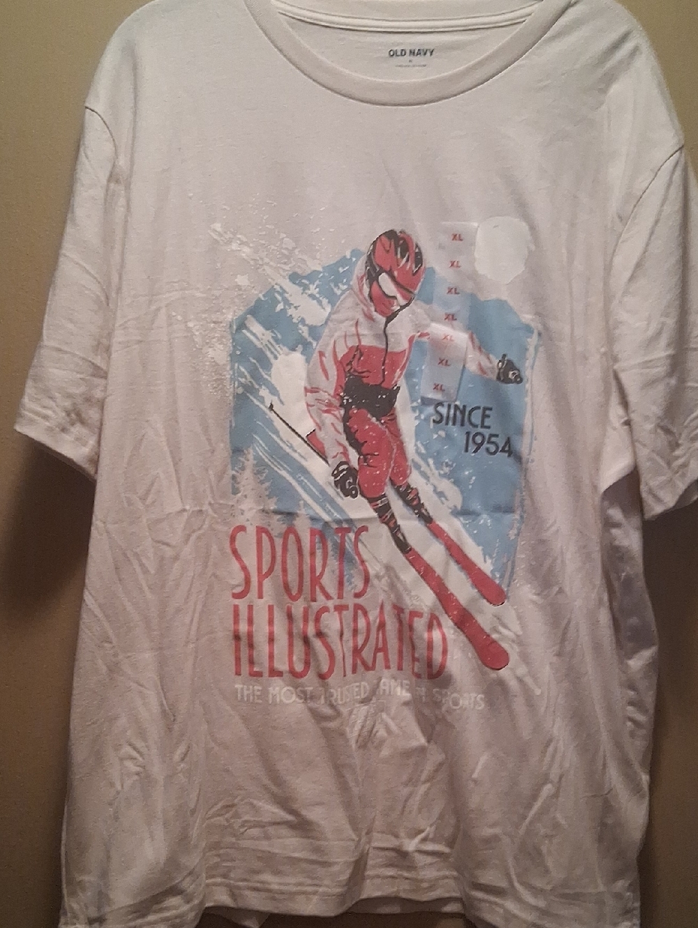 Old Navy White 'Sports Illustrated' Ski Graphic Tee Xl